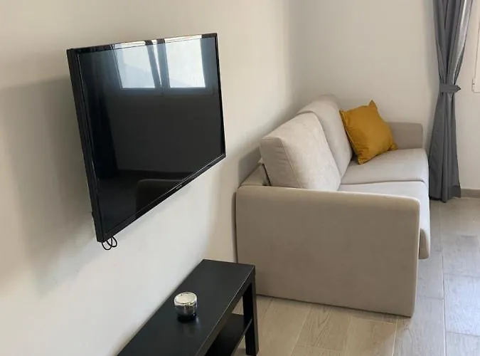 Rosaura Apartahotel 3*